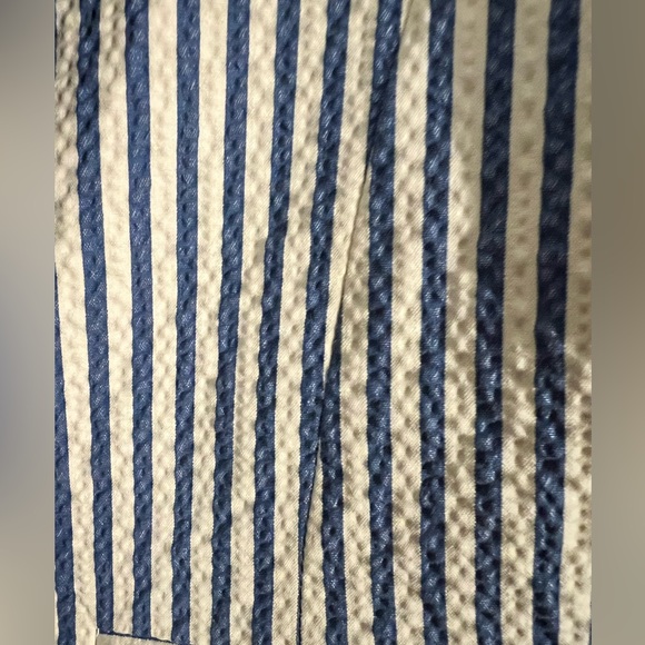 Smythe Blue Seersucker Striped
Taped Peak Lapel Blazer 4 - Picture 5 of 11